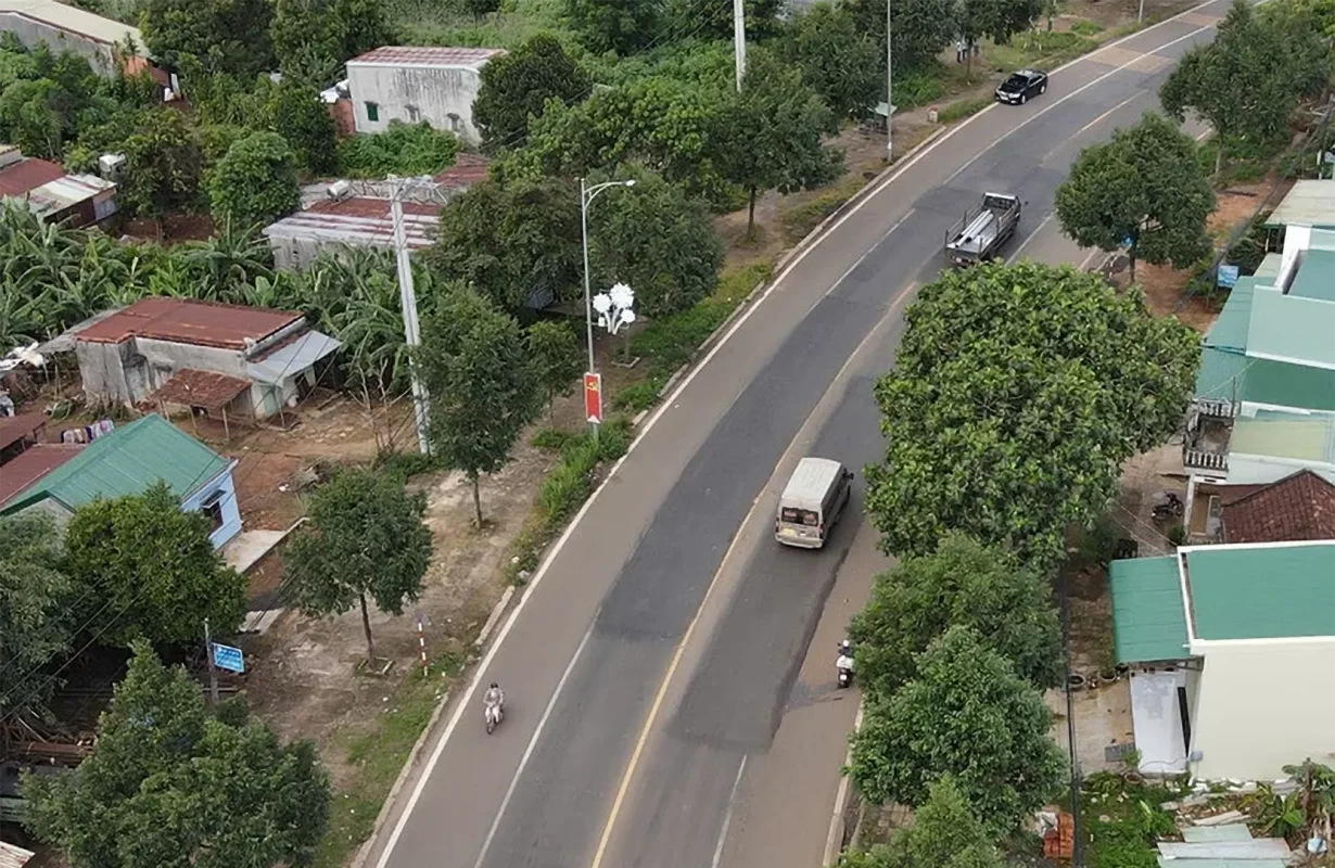 Quốc lộ 19 xuất hiện hư hỏng sau 7 tháng nâng cấp, nhiều vị trí bị ‘vá’ chằng chịt